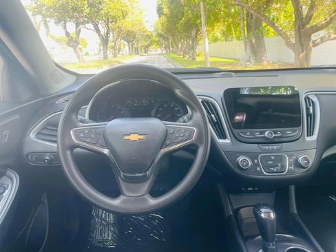 Used 2020 Chevrolet Malibu LS w/ LPO, Convenience Package 2 image 12