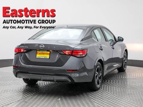 Used 2024 Nissan Sentra SV image 5