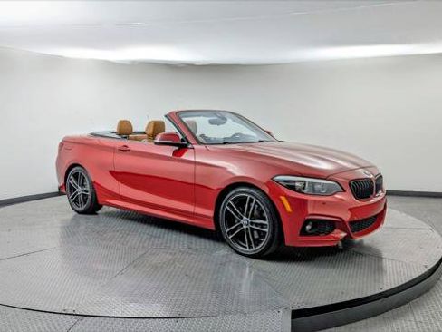 Used 2020 BMW 230i Convertible w/ M Sport Package image 11