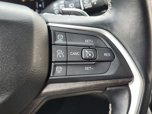Used 2021 Jeep Grand Cherokee L Limited AWD/4WD image 30
