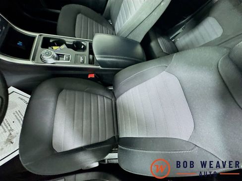 Used 2022 Ford Edge SE w/ Black Appearance Package image 22