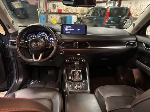 Used 2023 MAZDA CX-5 Carbon Edition image 17