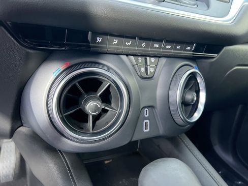 Used 2021 Chevrolet Blazer LT w/ Midnight/Sport Edition FWD image 24