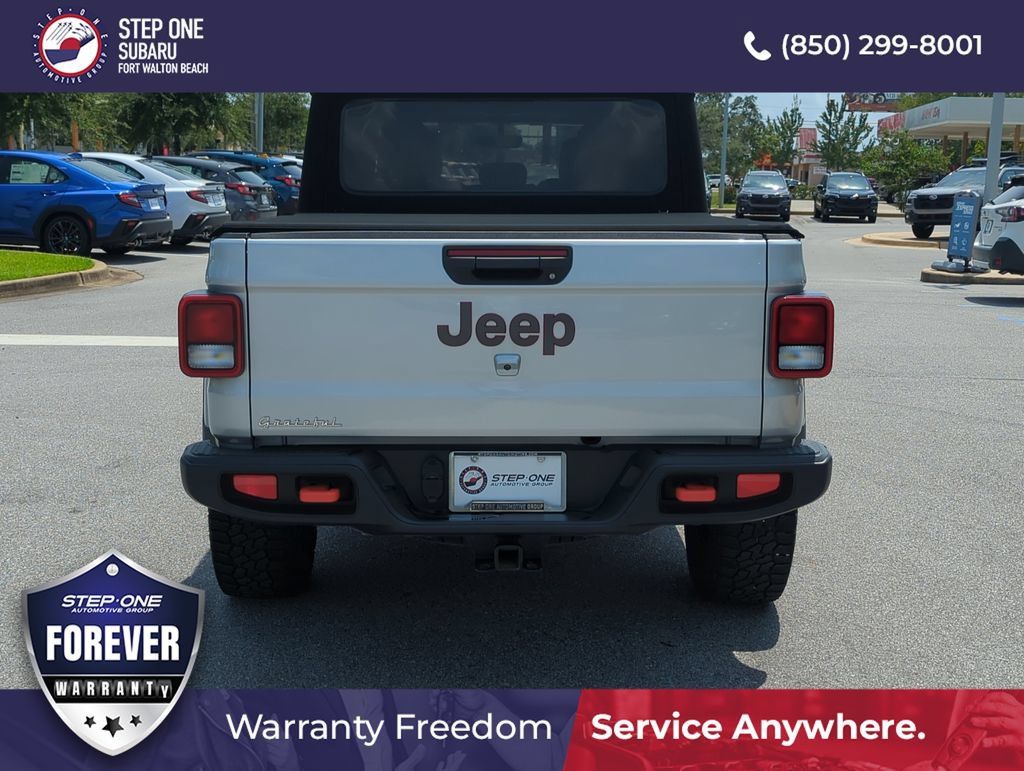Used 2023 Jeep Gladiator Mojave w/ Cold Weather Group AWD/4WD image 6