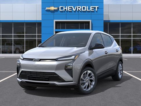 New 2027 Chevrolet Bolt LT w/ Comfort Package FWD image 6
