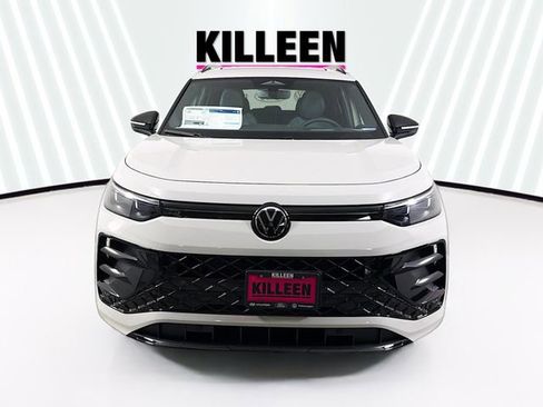 New 2026 Volkswagen Tiguan SE R-Line image 2