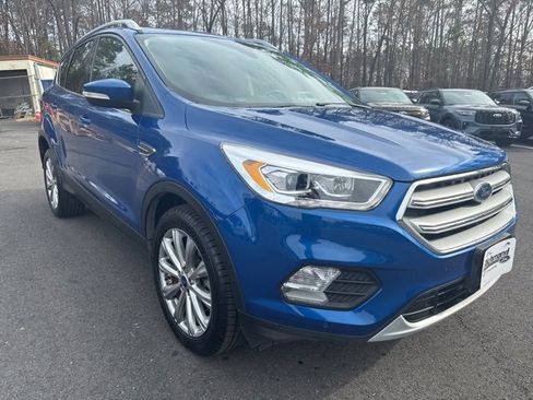 Certified 2018 Ford Escape Titanium image 7