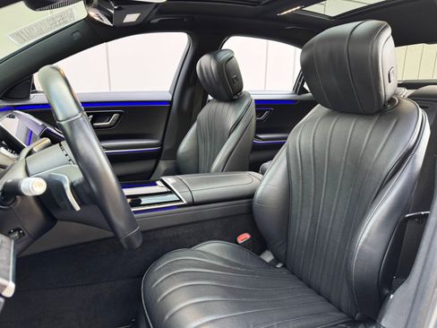 Used 2022 Mercedes-Benz S 500 4MATIC w/ AMG Line Package image 45