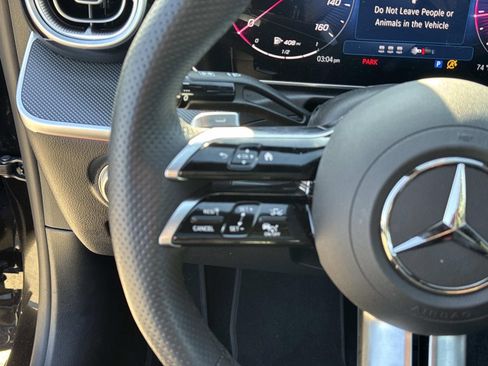 Used 2025 Mercedes-Benz C 300 Sedan image 23