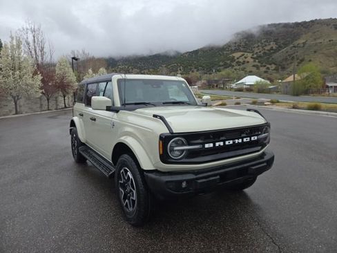 New 2026 Ford Bronco Outer Banks AWD/4WD image 45