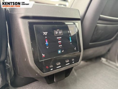 Used 2025 GMC Yukon Denali Ultimate image 41