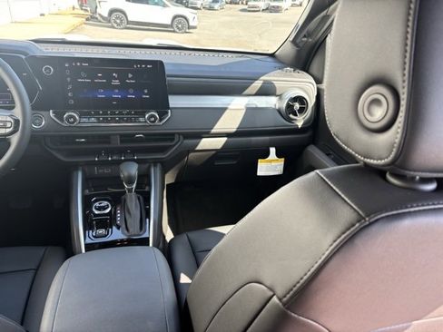 New 2026 Chevrolet Colorado LT w/ LT Convenience Package image 22