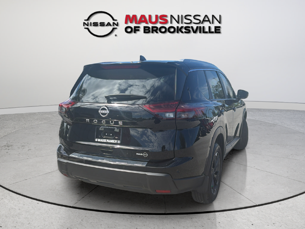 Certified 2025 Nissan Rogue SV w/ SV Premium Package FWD image 10