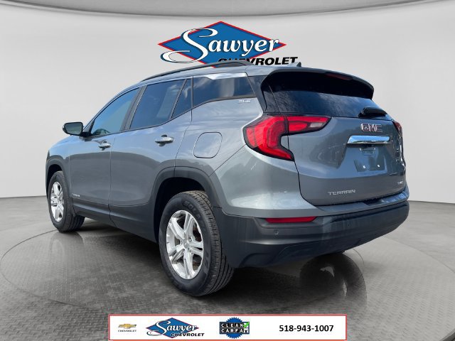 Used 2021 GMC Terrain SLE w/ Driver Convenience Package AWD/4WD image 3