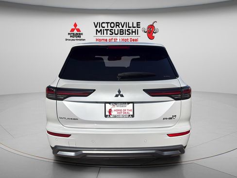 New 2026 Mitsubishi Outlander SE AWD/4WD image 6