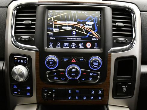 Used 2015 RAM 1500 Laramie w/ Convenience Group image 32