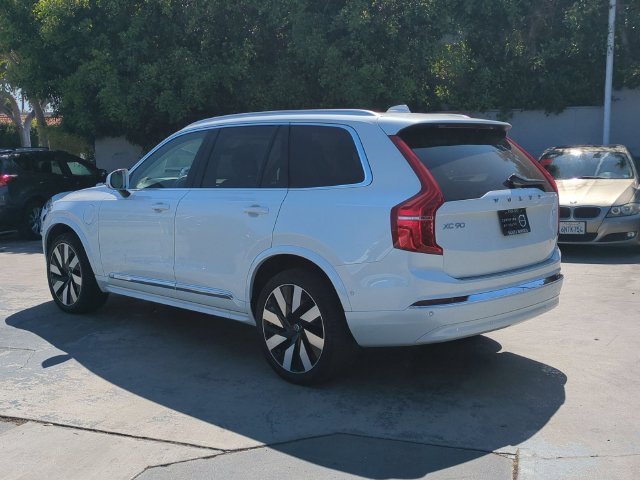 Certified 2023 Volvo XC90 T8 Plus w/ Protection Package Premier AWD/4WD image 5
