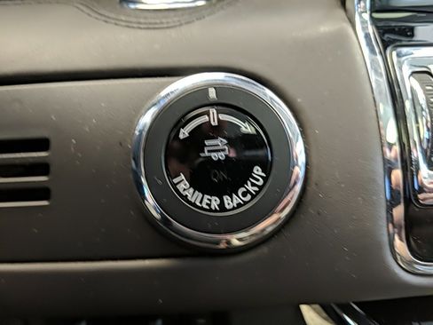 Used 2019 Lincoln Navigator L Black Label w/ Cargo Package image 24