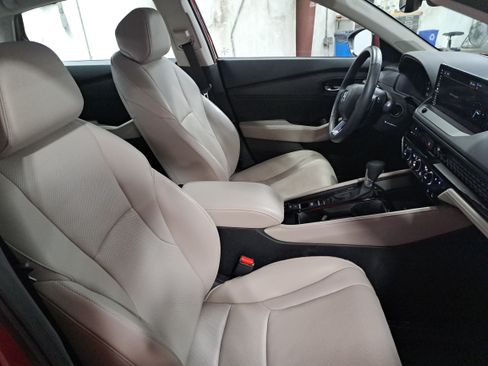 Used 2023 Honda Accord Touring image 10