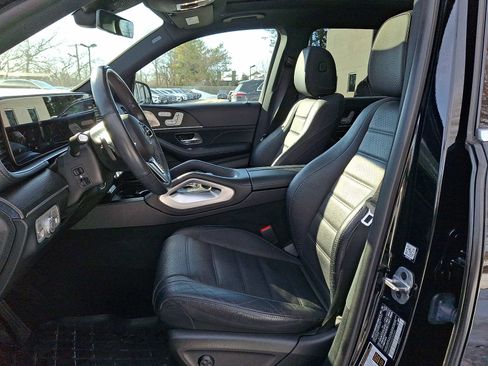 Certified 2022 Mercedes-Benz GLS 450 4MATIC image 11