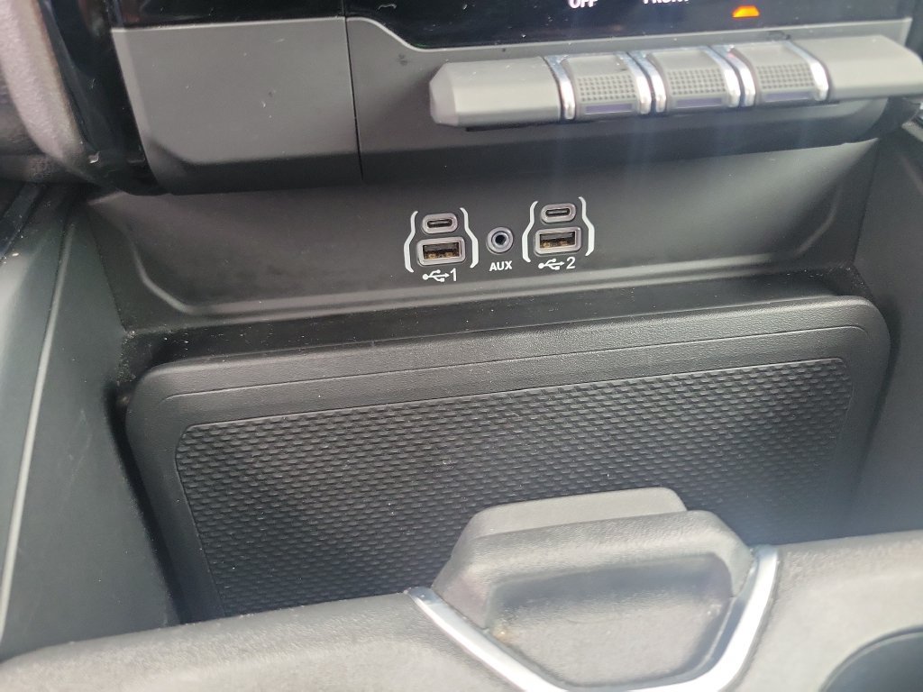 Used 2026 RAM 1500 Laramie AWD/4WD image 27
