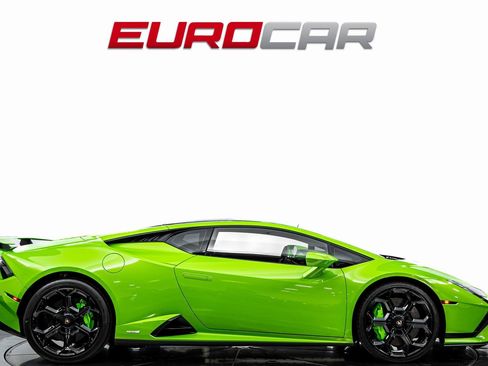 Used 2024 Lamborghini Huracan Tecnica image 6