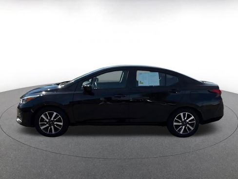 Used 2025 Nissan Versa SV FWD image 9