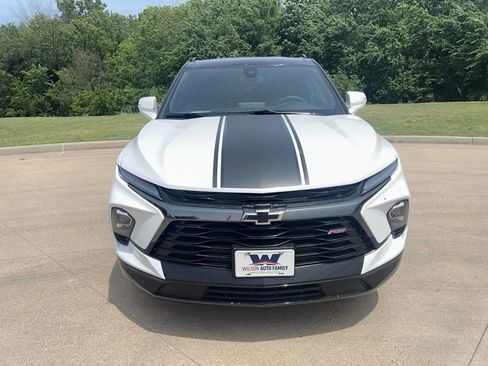 Used 2025 Chevrolet Blazer RS w/ Enhanced Convenience Package FWD image 12
