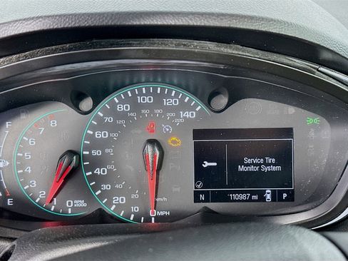 Used 2017 Chevrolet Trax LT FWD image 12