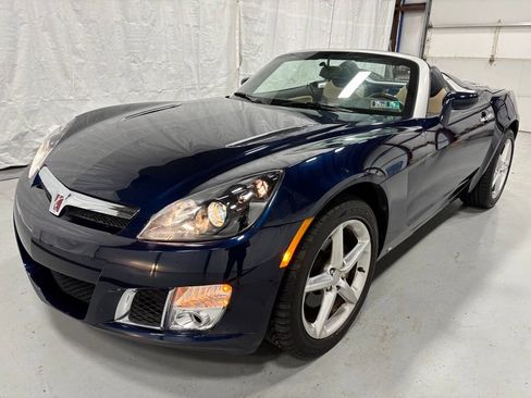 Used 2007 Saturn Sky Red Line RWD image 3