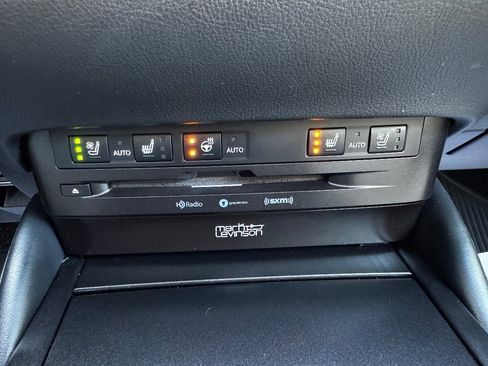 Used 2019 Lexus ES 350 image 27