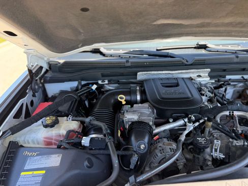Used 2016 GMC Sierra 2500 4x4 Crew Cab w/ Sierra Convenience Package image 11
