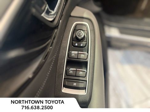 Used 2020 Subaru Outback Limited image 34