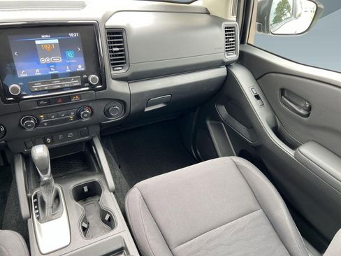 Used 2024 Nissan Frontier S w/ Technology Package image 29