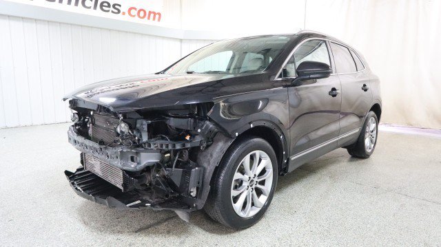 Used 2019 Lincoln MKC Select w/ Select Plus Package AWD/4WD image 2