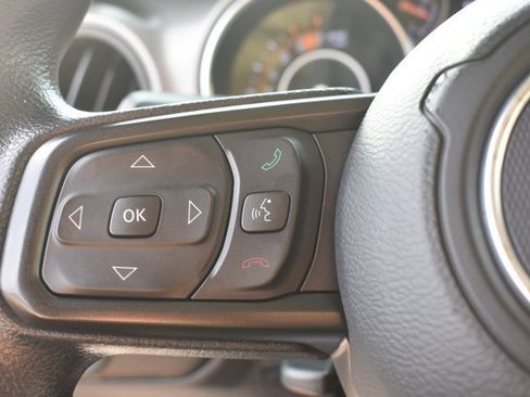 Used 2021 Jeep Wrangler Sport AWD/4WD image 18