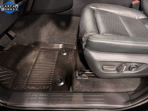 Used 2024 Toyota Land Cruiser w/ Premium Package image 12