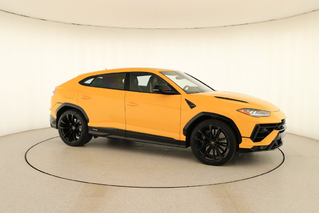 Used 2024 Lamborghini Urus S AWD/4WD image 9
