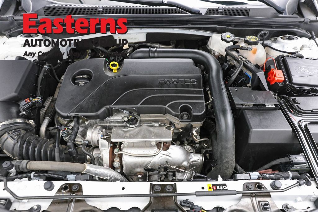 Used 2024 Chevrolet Malibu LT FWD image 7