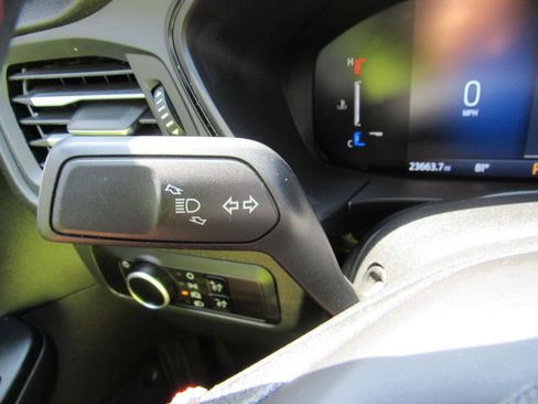 Used 2025 Ford Escape ST-Line FWD image 22
