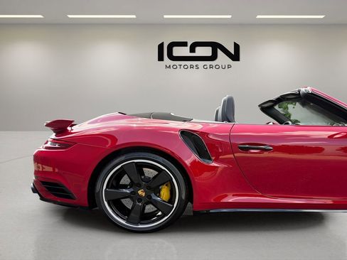 Used 2018 Porsche 911 Turbo S image 4