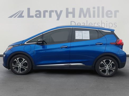 Used 2020 Chevrolet Bolt Premier w/ Infotainment Package image 2