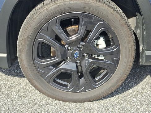 Used 2025 Subaru Ascent Bronze Edition image 9