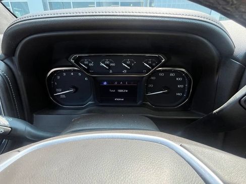 Used 2019 GMC Sierra 1500 SLT w/ SLT Premium Plus Package AWD/4WD image 3
