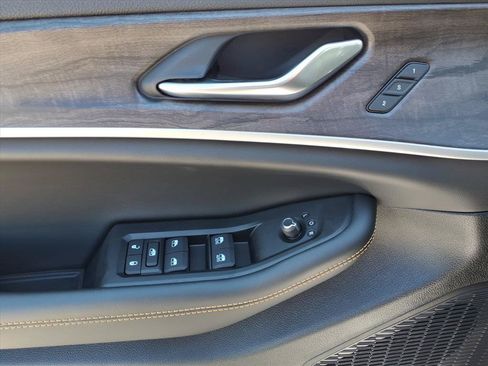 New 2026 Jeep Grand Cherokee Limited AWD/4WD image 19