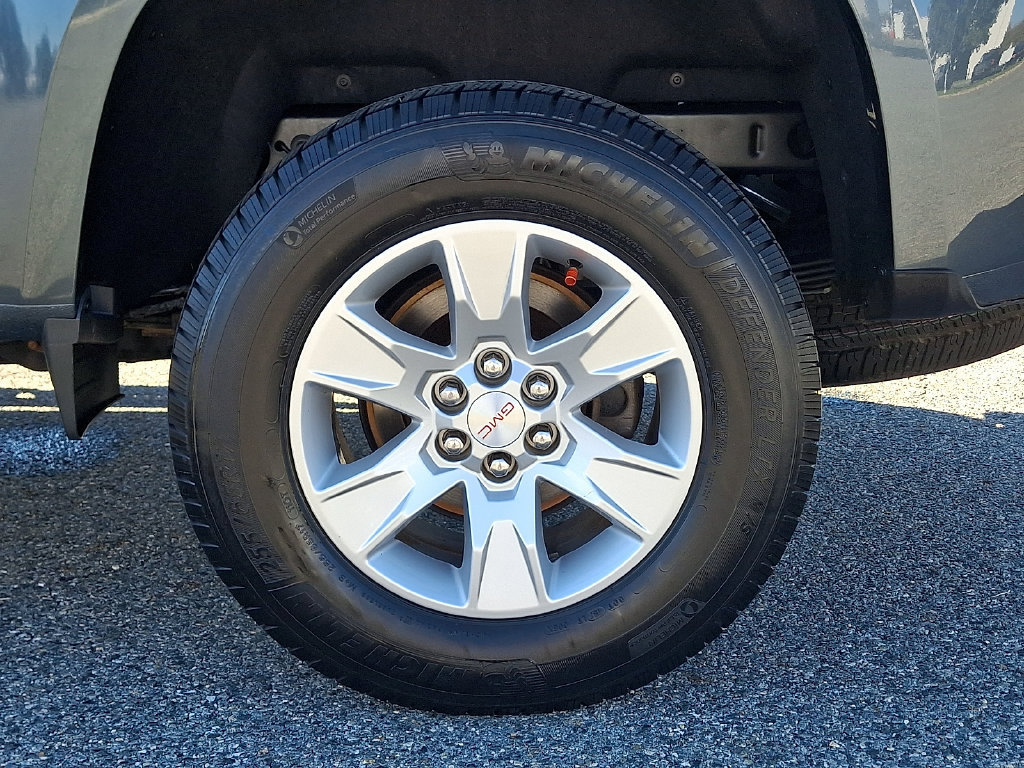 Used 2015 GMC Canyon SLE w/ SLE Convenience Package RWD image 8