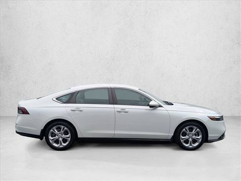 Used 2023 Honda Accord LX image 4