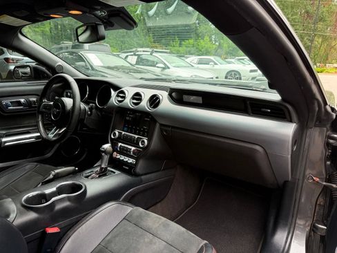 Used 2017 Ford Mustang GT Premium w/ Equipment Group 401A RWD image 20
