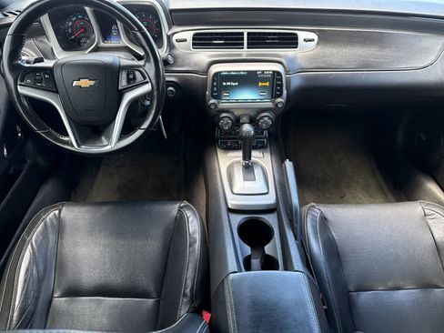 Used 2015 Chevrolet Camaro LT RWD image 3