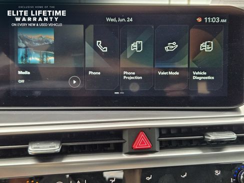 Certified 2026 Kia Sorento LX FWD image 15